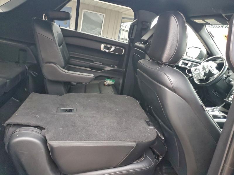 Фото 11 - FORD EXPLORER