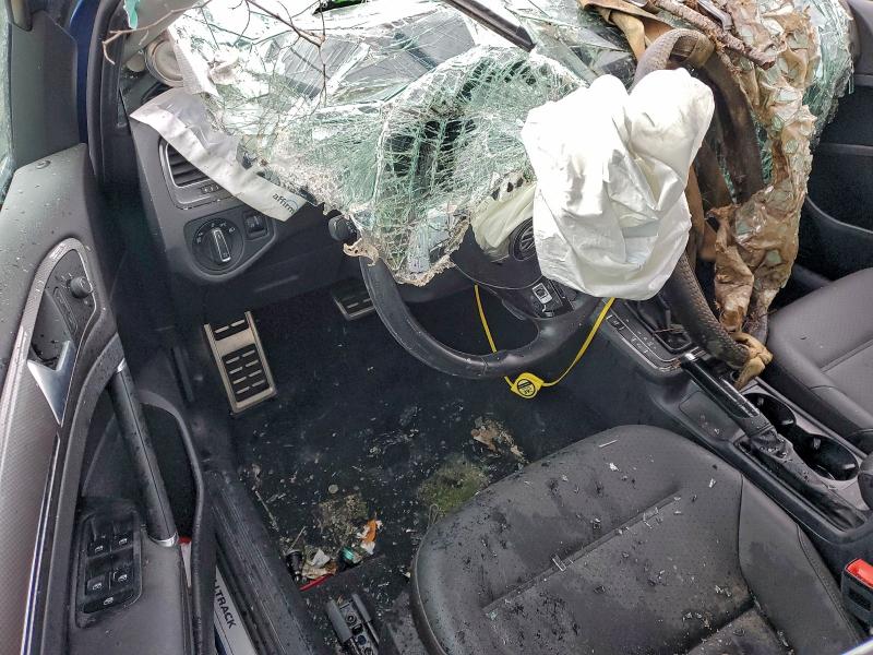 Фото 8 - VOLKSWAGEN GOLF