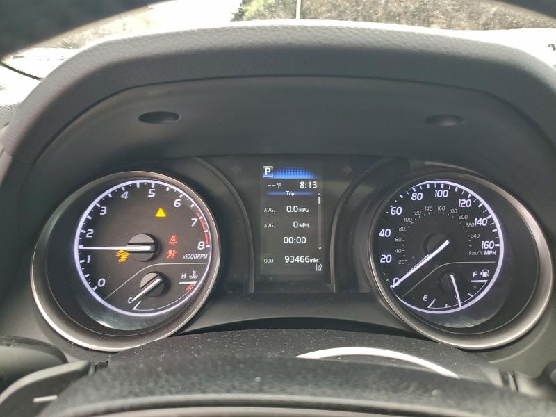 Фото 9 - TOYOTA CAMRY