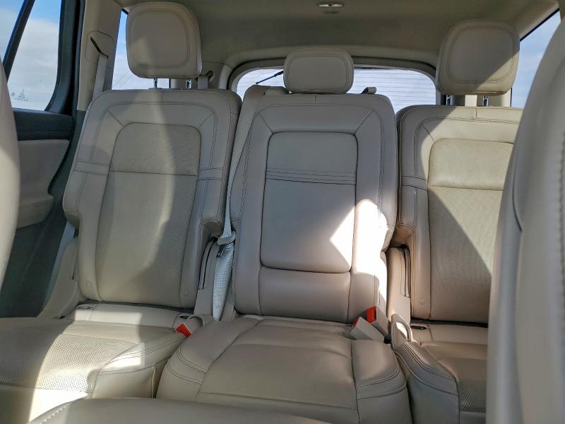 Фото 10 - LINCOLN AVIATOR