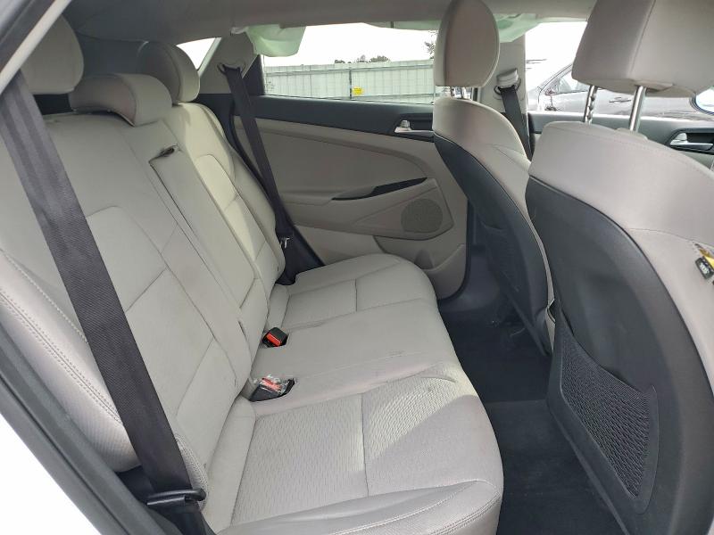 Фото 10 - HYUNDAI TUCSON