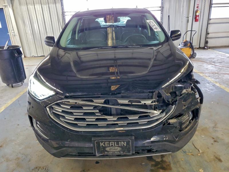 Фото 5 - FORD EDGE