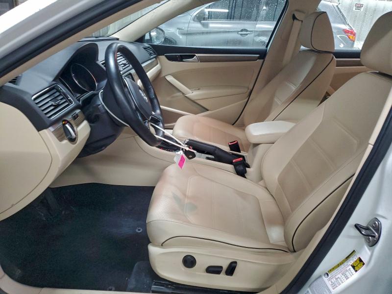 Фото 7 - VOLKSWAGEN PASSAT