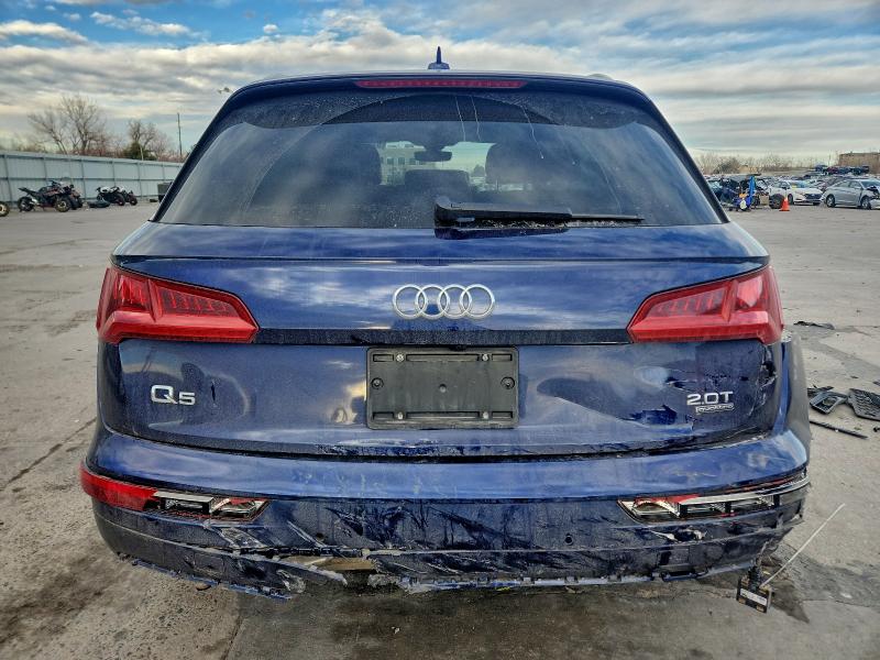 Фото 6 - AUDI Q5