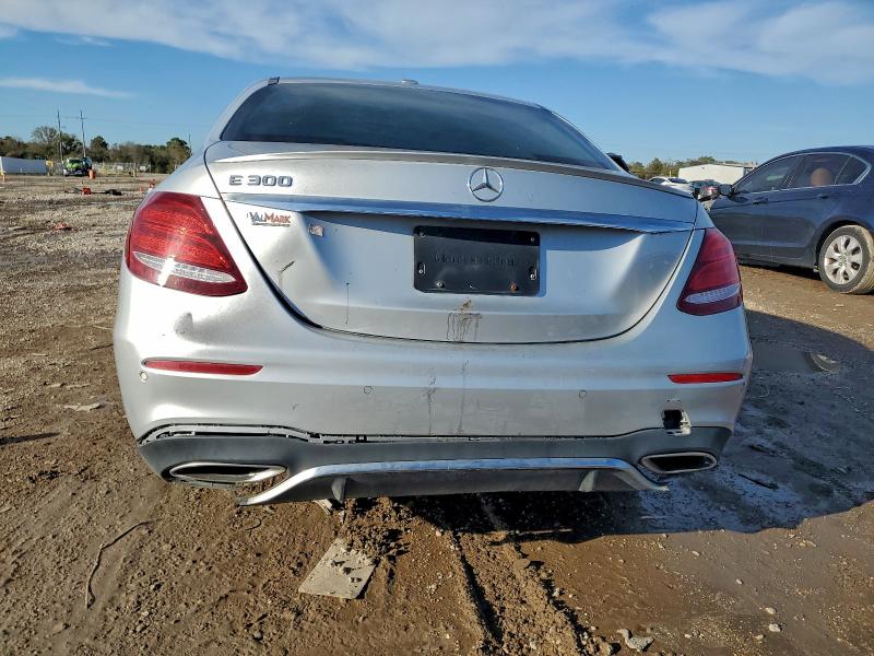 Фото 6 - MERCEDES-BENZ E-CLASS