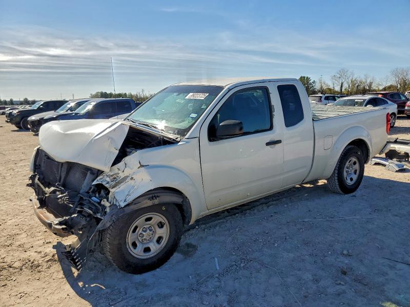 Фото 1 - NISSAN FRONTIER