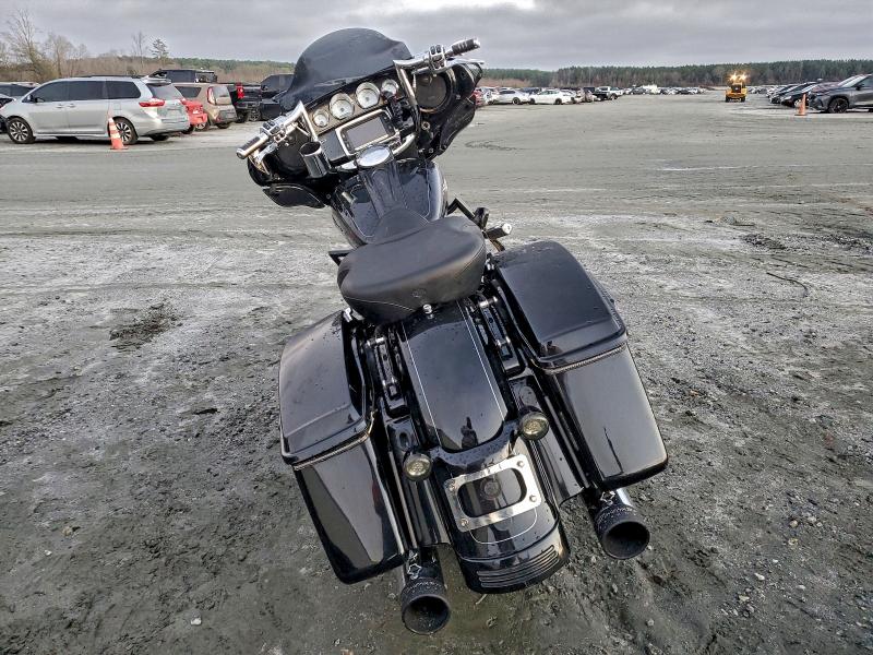 HARLEY-DAVIDSON FL 2014