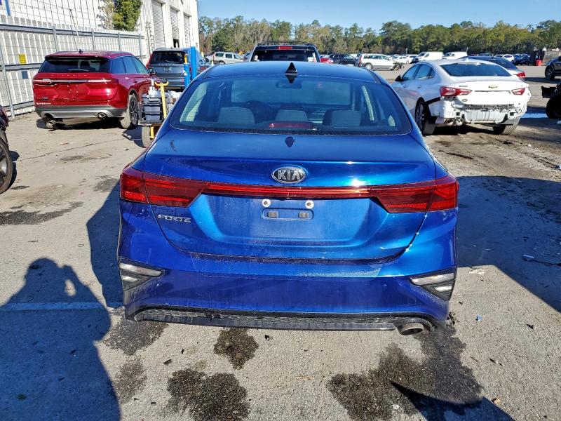 Фото 6 - KIA FORTE