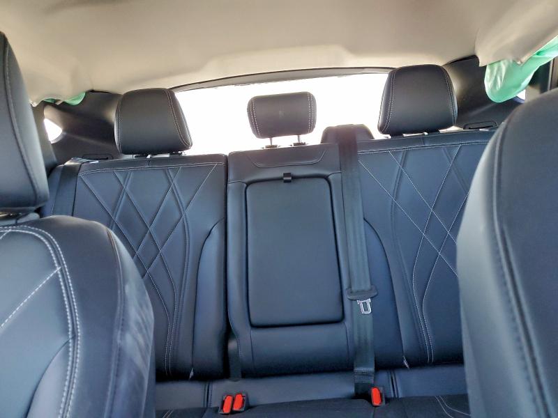 Фото 10 - FORD MUSTANG