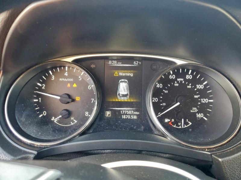 Фото 9 - NISSAN ROGUE