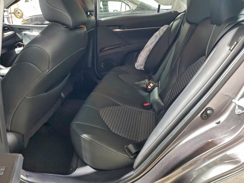 Фото 10 - TOYOTA CAMRY