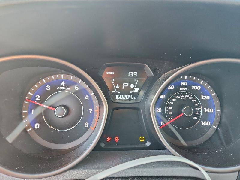 Фото 9 - HYUNDAI ELANTRA