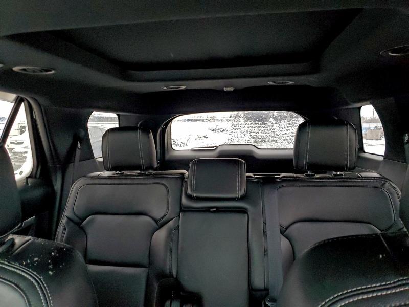 Фото 10 - FORD EXPLORER