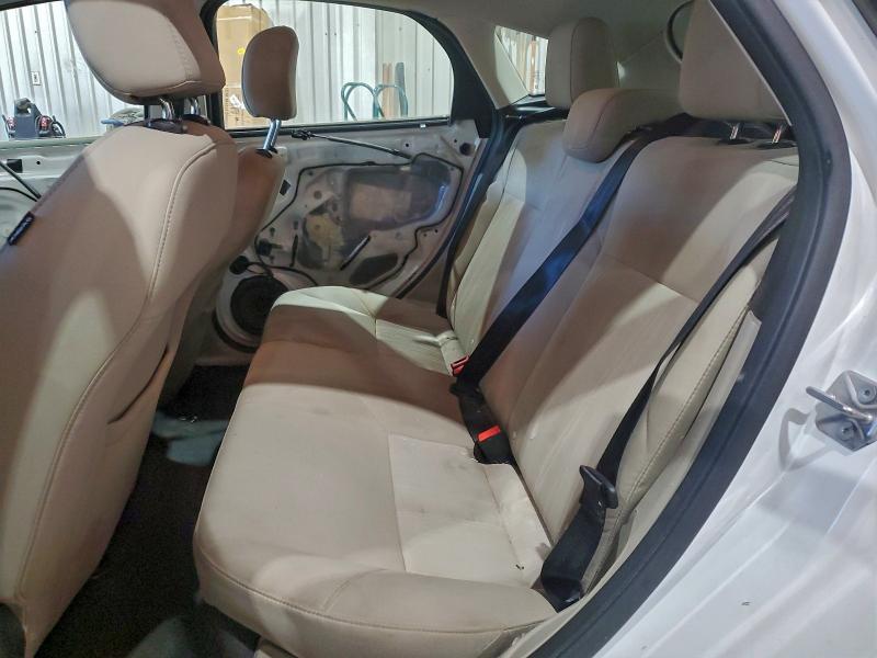 Фото 10 - FORD FOCUS