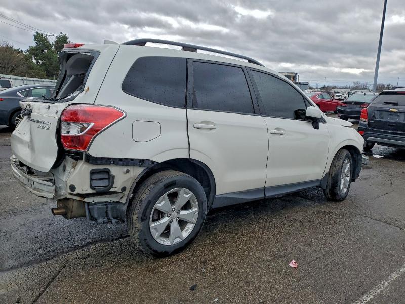Фото 3 - SUBARU FORESTER