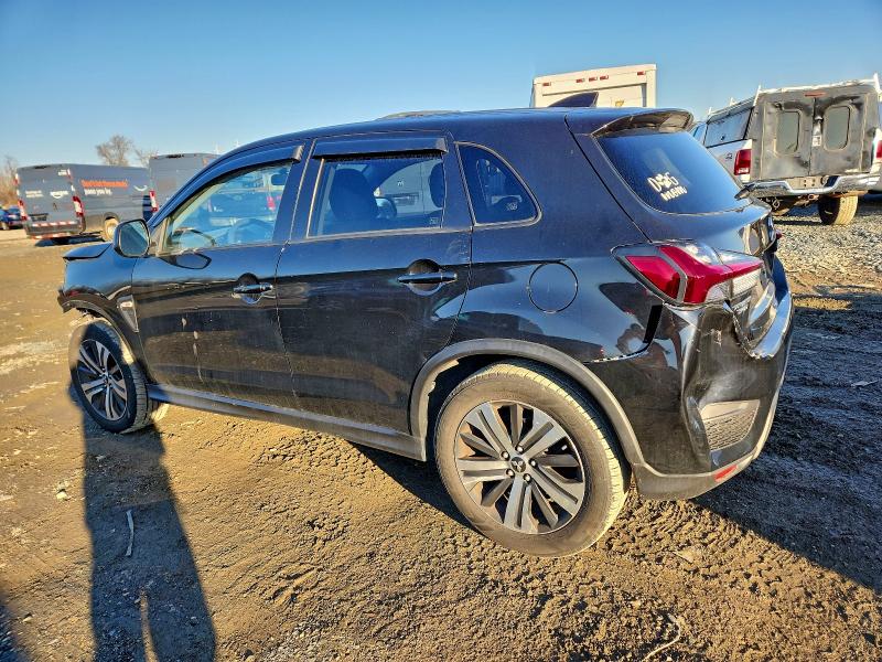 Фото 2 - MITSUBISHI OUTLANDER