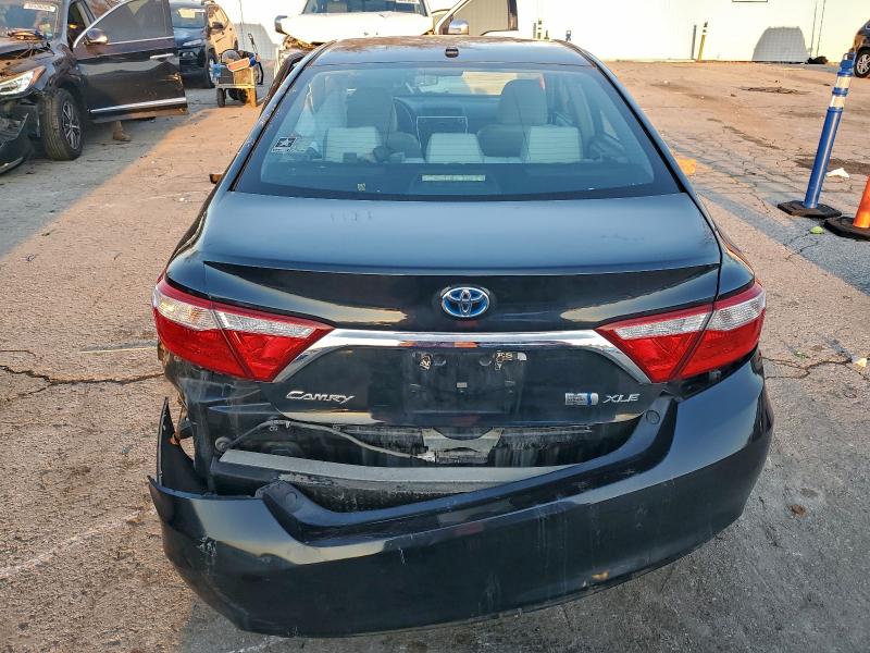 Фото 6 - TOYOTA CAMRY