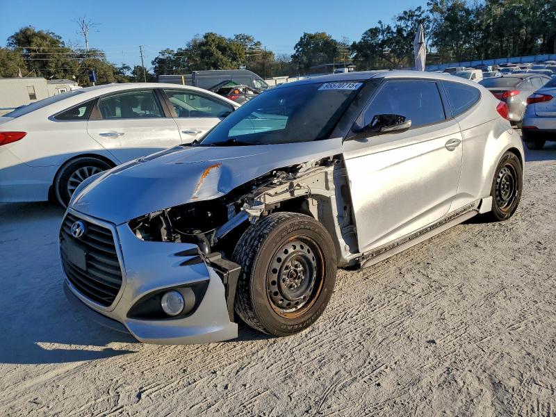 Фото 1 - HYUNDAI VELOSTER