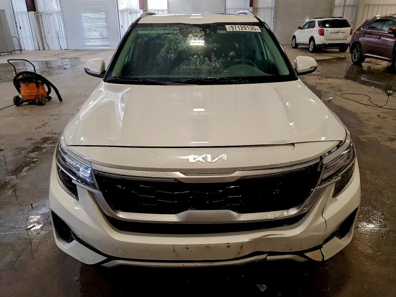 Фото 5 - KIA SELTOS