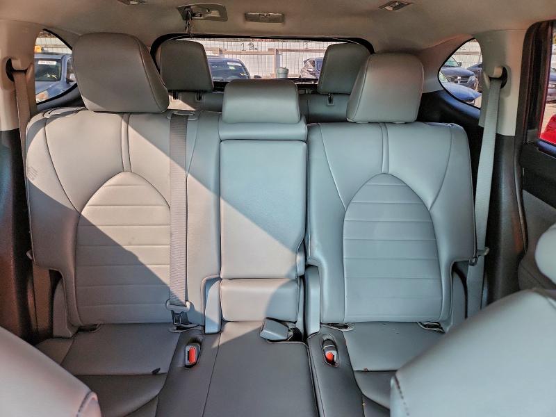 Фото 10 - TOYOTA HIGHLANDER