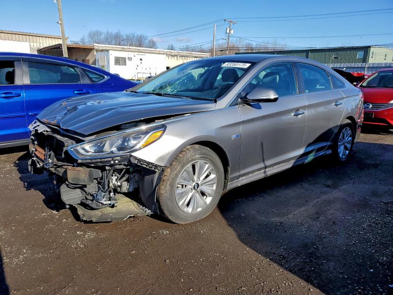 Фото 1 - HYUNDAI SONATA