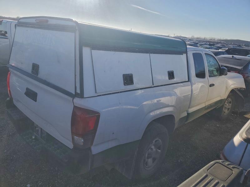 Фото 3 - TOYOTA TACOMA