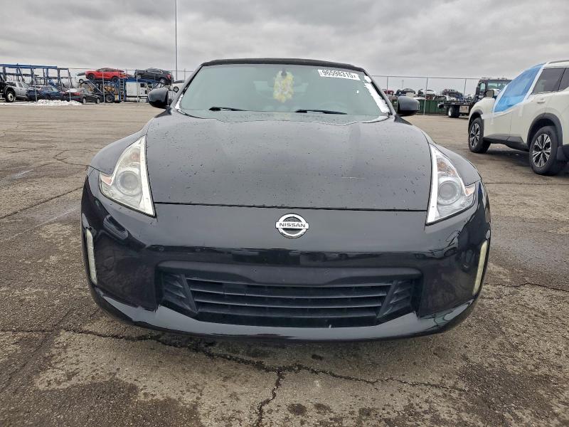 Фото 5 - NISSAN 370Z