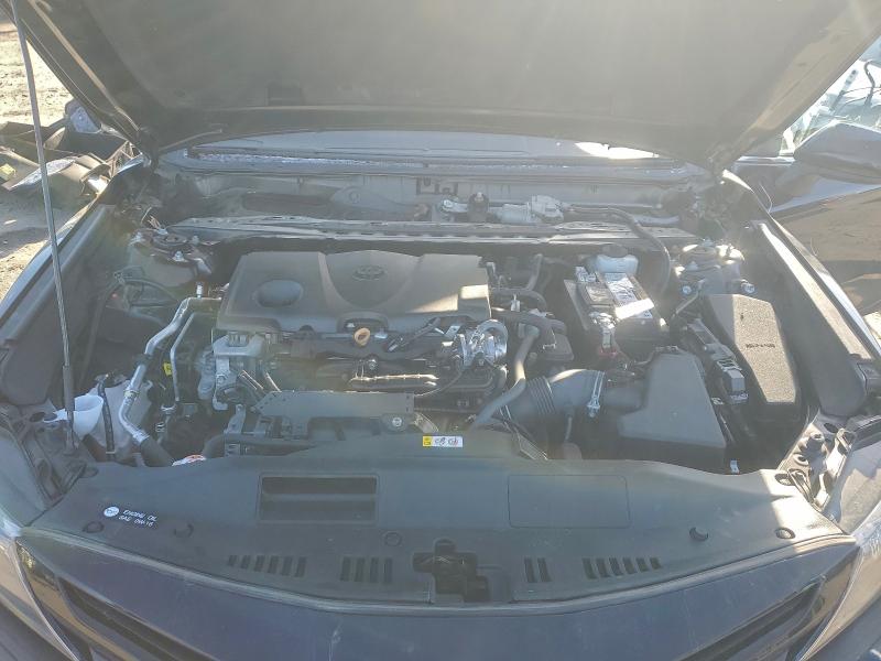 Фото 11 - TOYOTA CAMRY