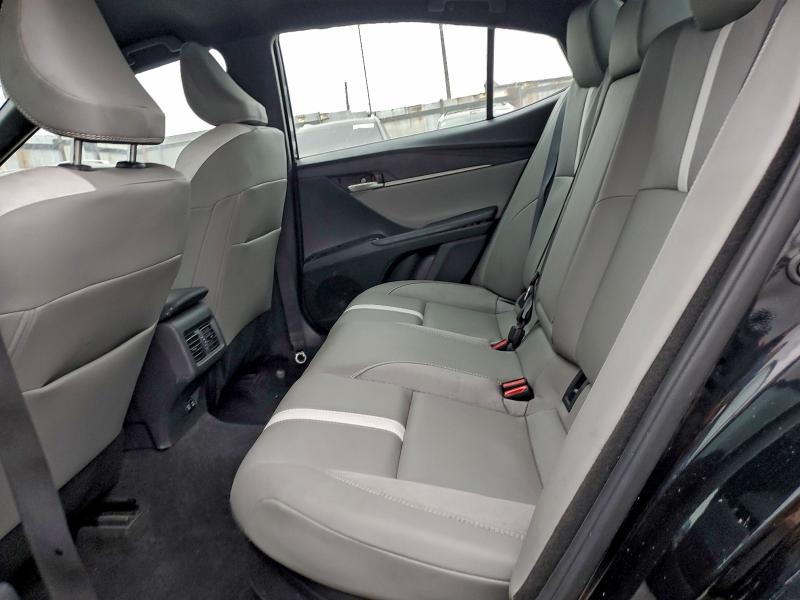 Фото 10 - TOYOTA CAMRY