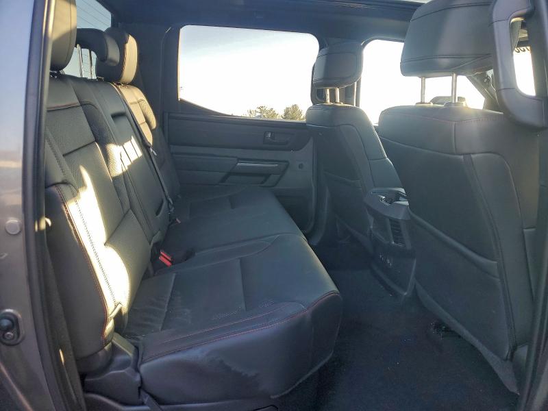 Фото 10 - TOYOTA TUNDRA