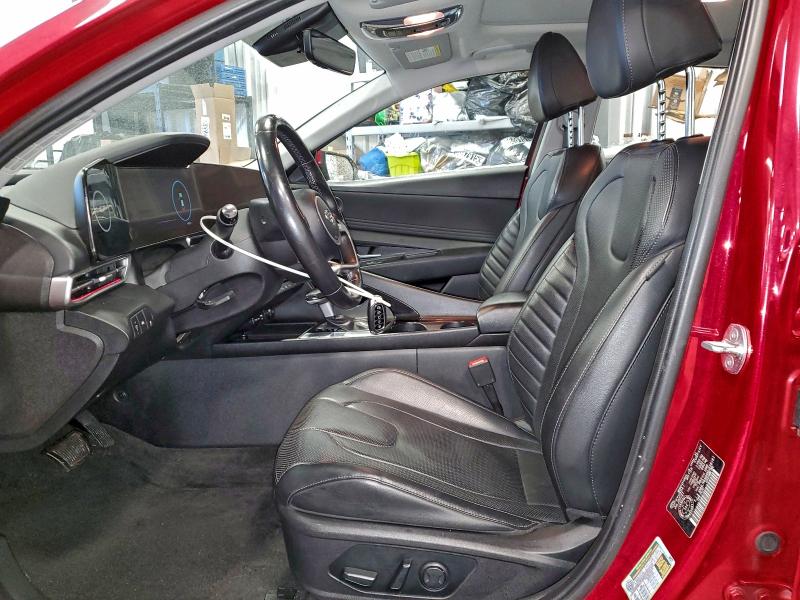 Фото 7 - HYUNDAI ELANTRA