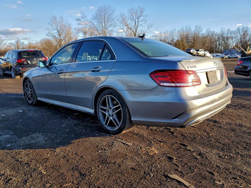 Фото 2 - MERCEDES-BENZ E-CLASS