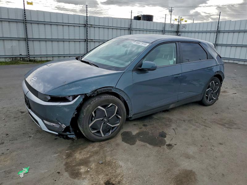 Фото 1 - HYUNDAI IONIQ