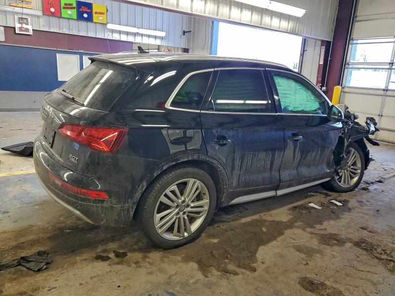 Фото 3 - AUDI Q5