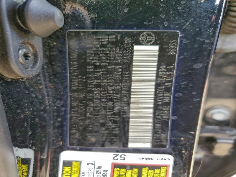 Фото 12 - TOYOTA CAMRY