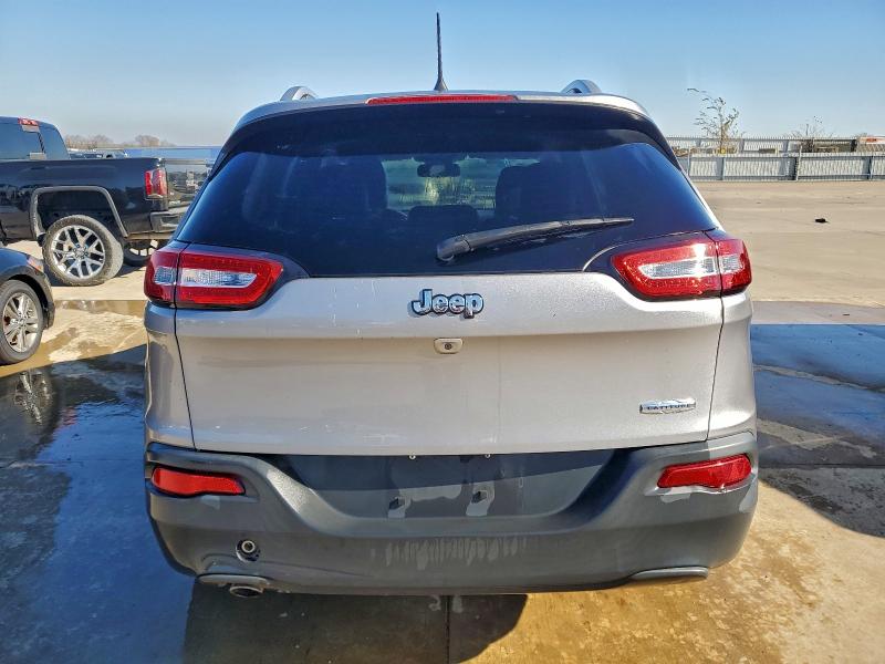 Фото 6 - JEEP GRAND CHER