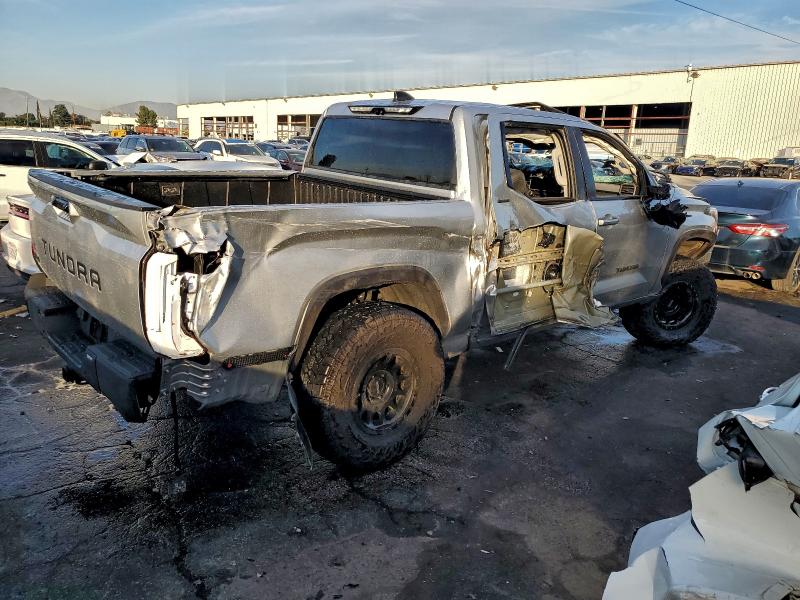 Фото 3 - TOYOTA TUNDRA