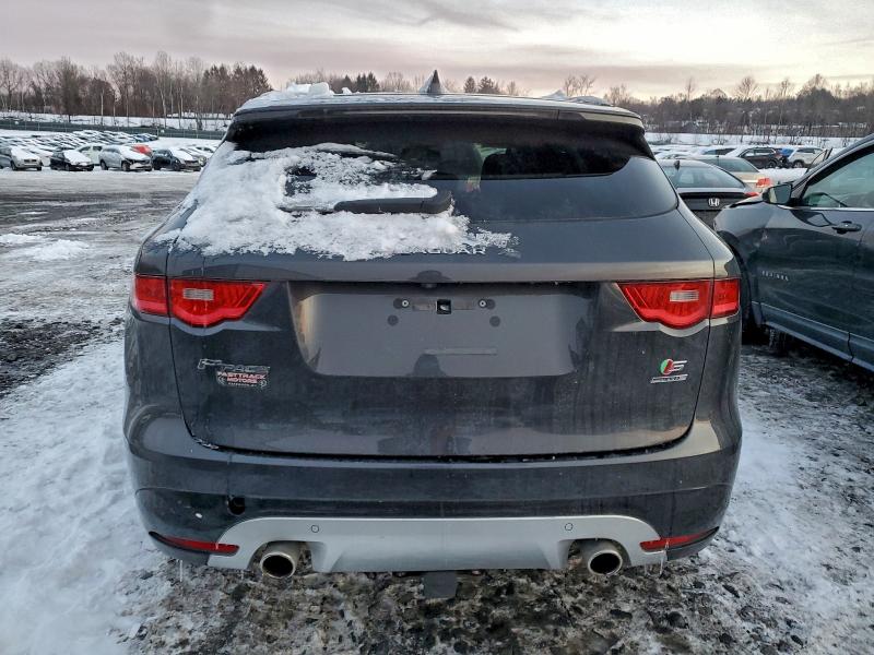 Фото 6 - JAGUAR F-PACE