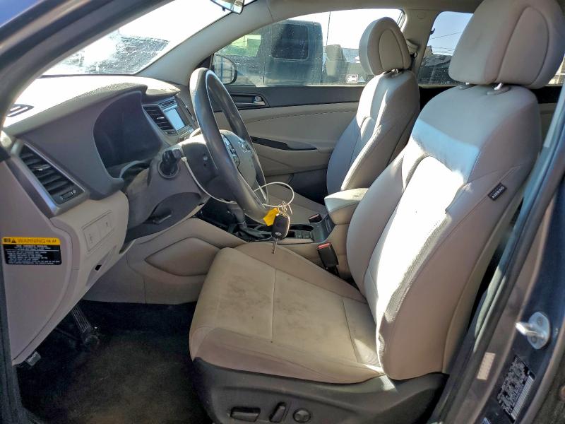 Фото 7 - HYUNDAI TUCSON