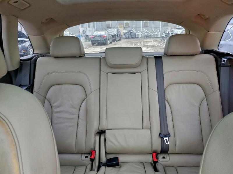 Фото 10 - AUDI Q5