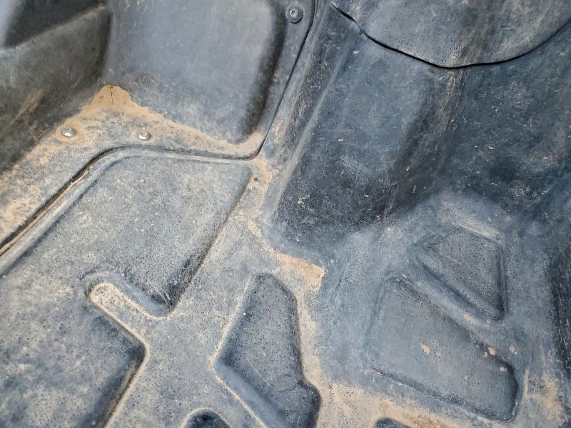 POLARIS SIDEBYSIDE 2012