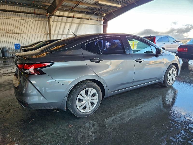 Фото 3 - NISSAN VERSA