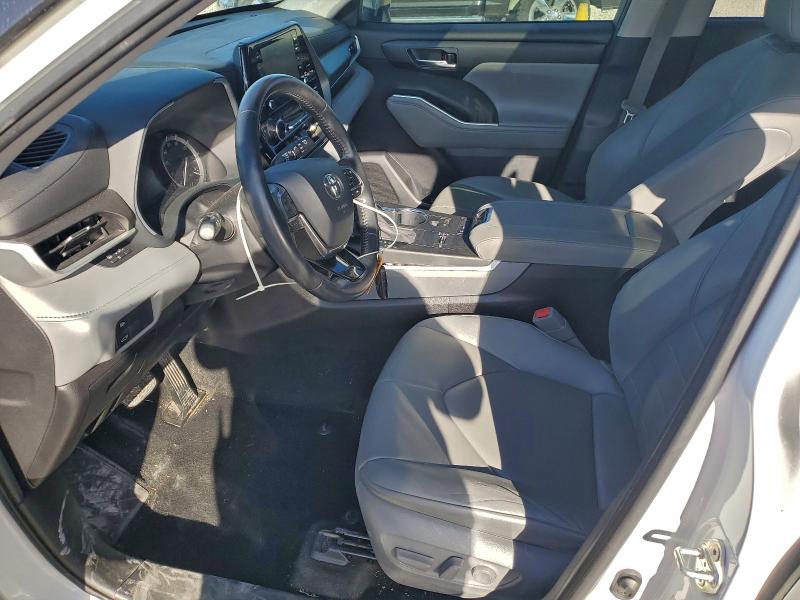 Фото 7 - TOYOTA HIGHLANDER