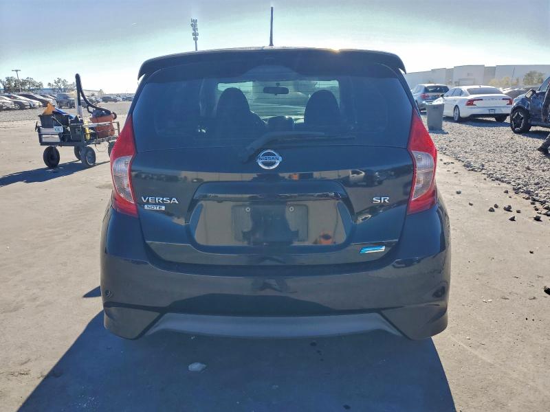 Фото 6 - NISSAN VERSA