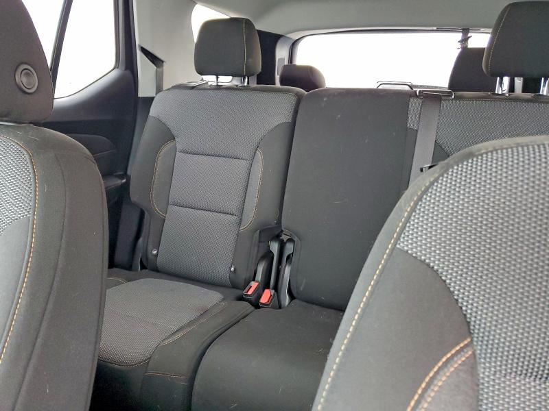 Фото 10 - CHEVROLET TRAVERSE