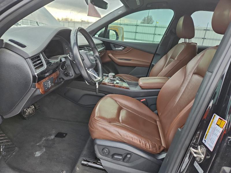 Фото 7 - AUDI Q7