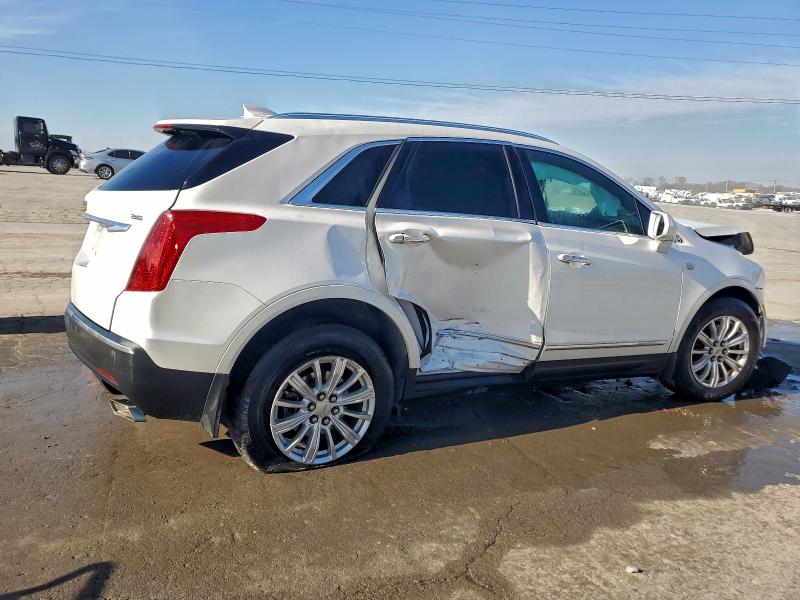 Фото 3 - CADILLAC XT5