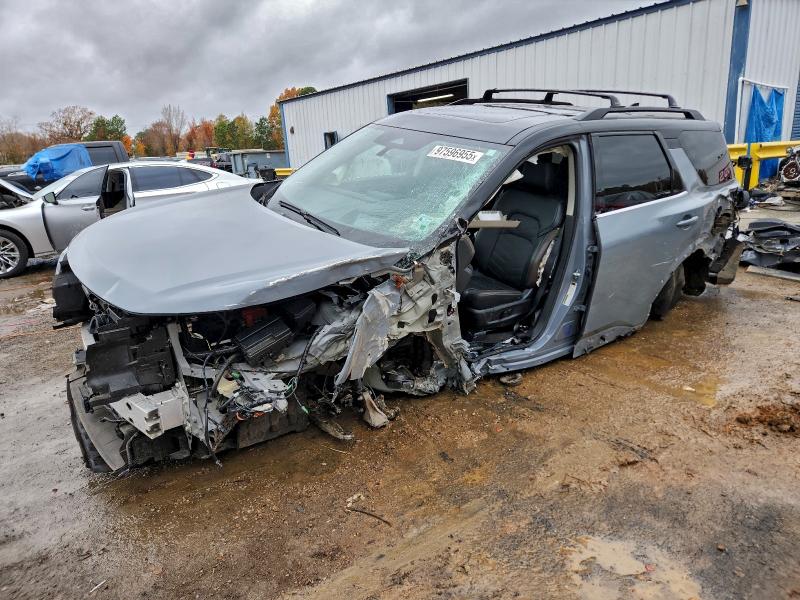 Фото 1 - NISSAN PATHFINDER