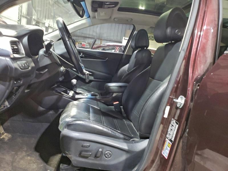 Фото 7 - KIA SORENTO