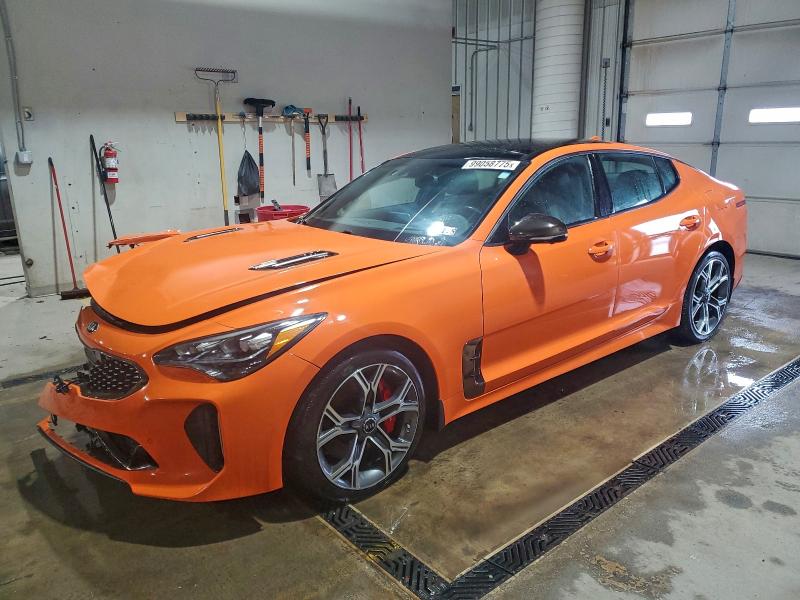 Фото 1 - KIA STINGER